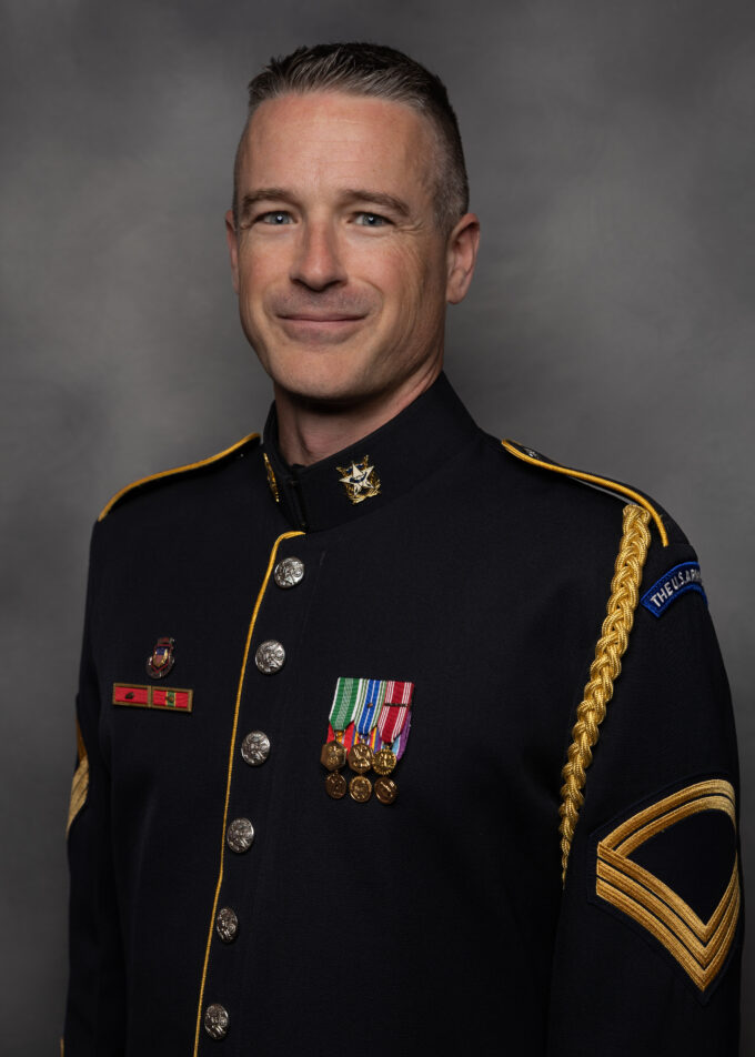 SFC Adam Strube, bass