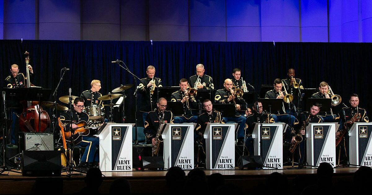 The U.S. Army Band "Pershing's Own" Stars & Stripes Military Concert
